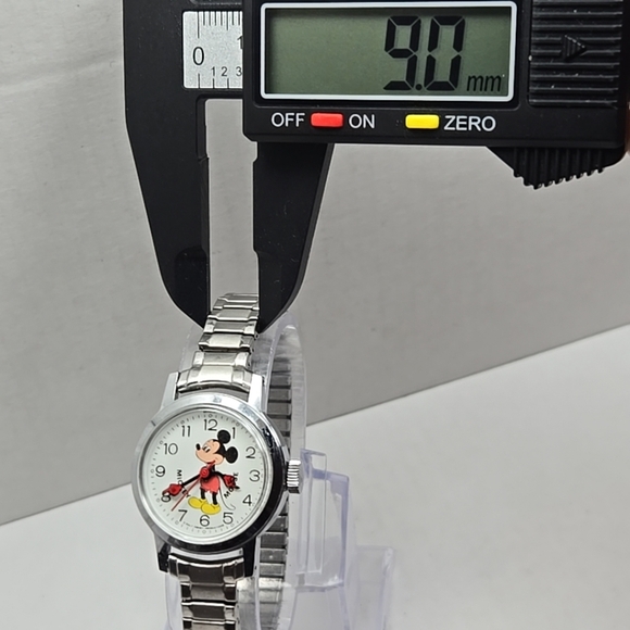 Vintage Bradley Mickey Mouse 112S Manual Wind Watch Disney Collectible Working - Picture 5 of 10